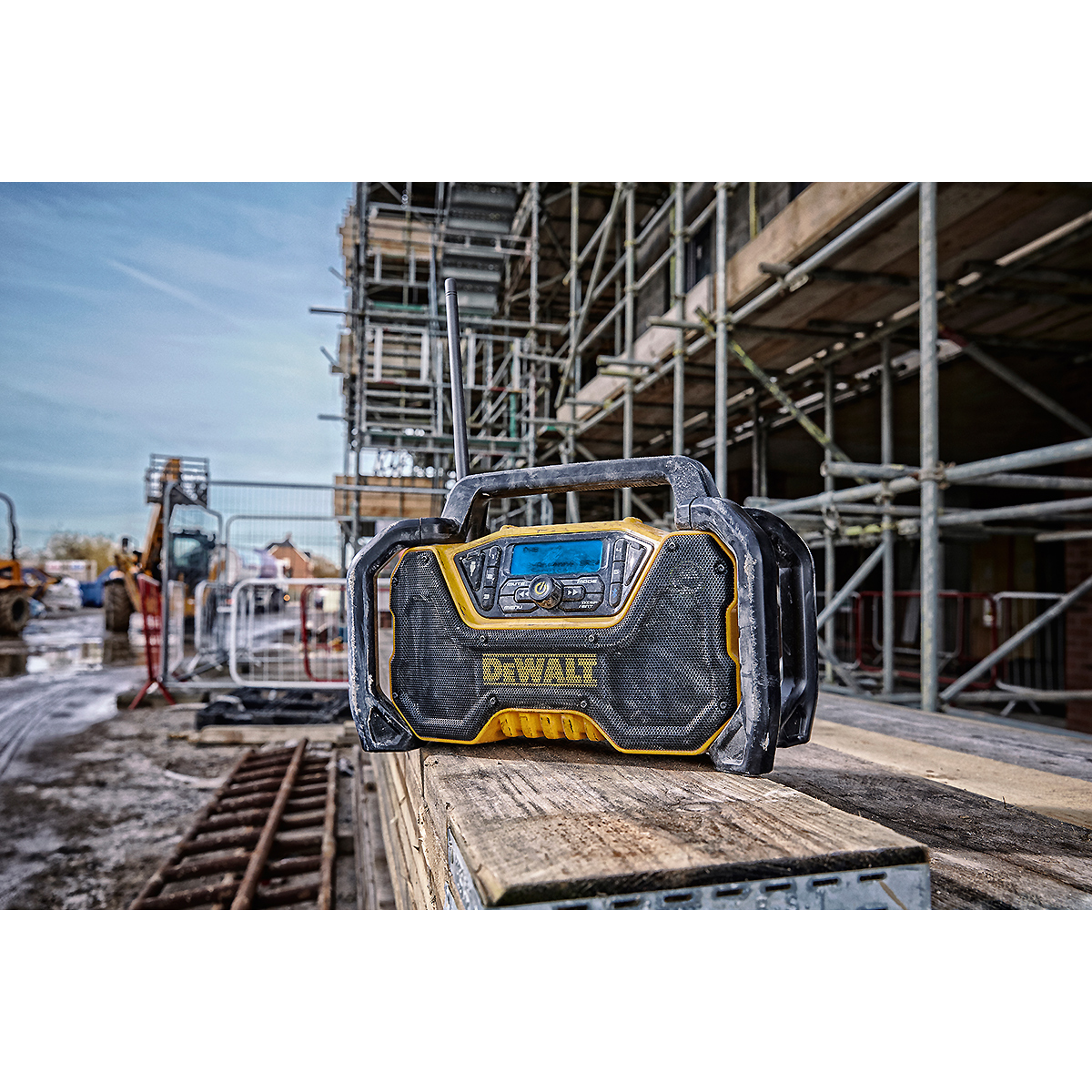 DEWALT Akku- & Netz Kompakt-Radio