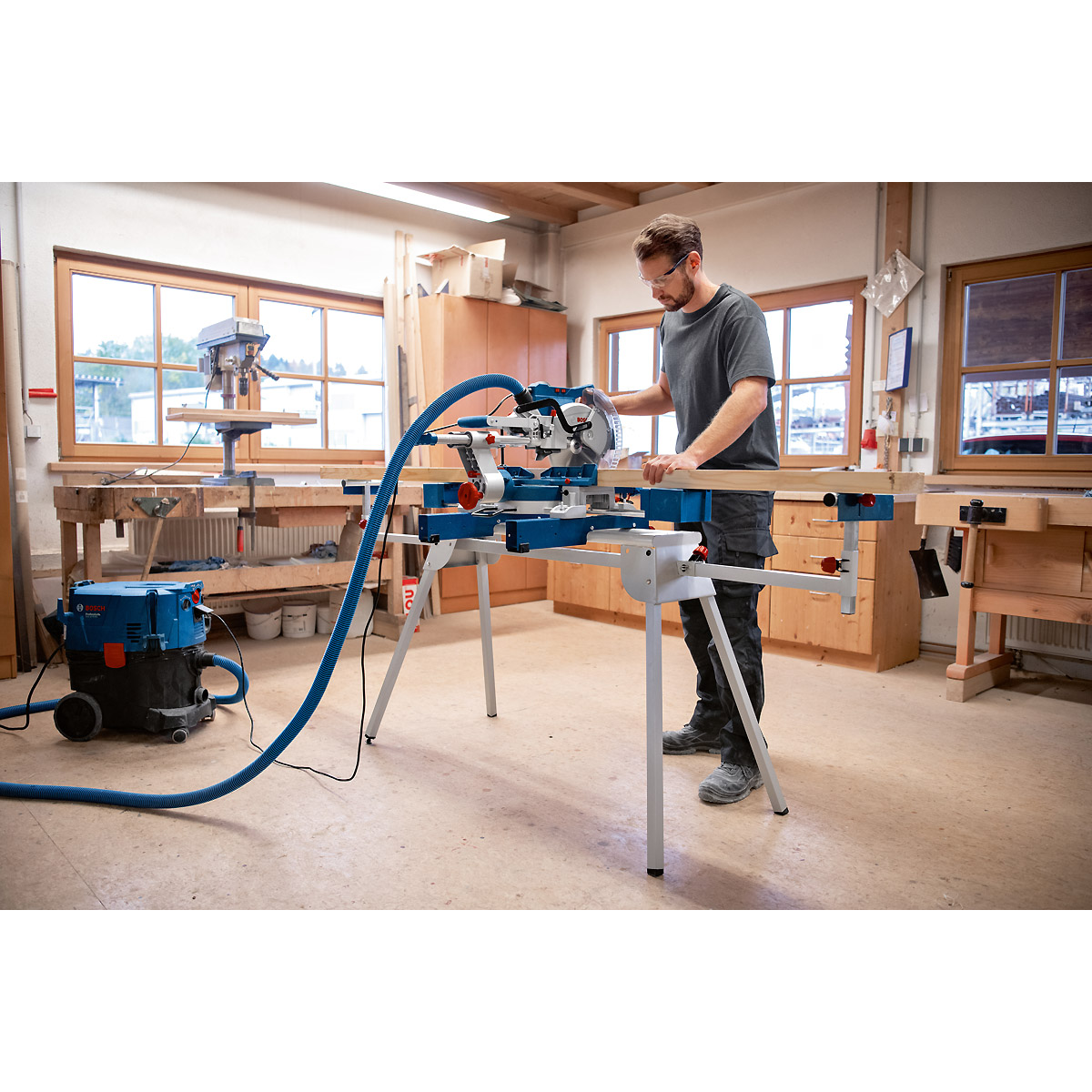 Bosch Kapp- und Gehrungssäge GCM 305-254 D