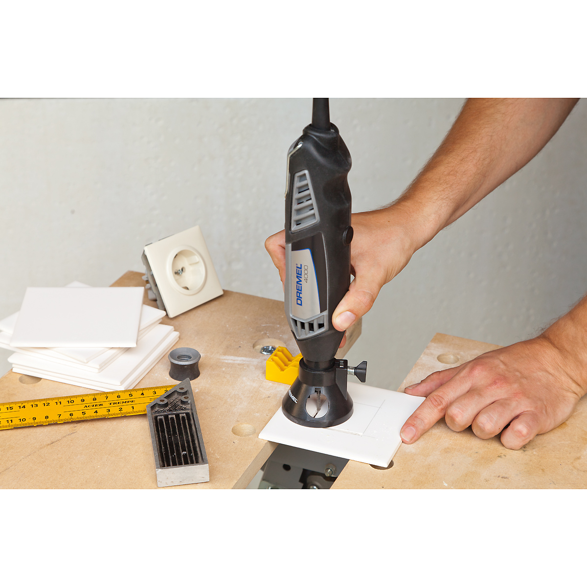 DREMEL 566 Fräsvorsatz für Keramik- und Wandfliesen