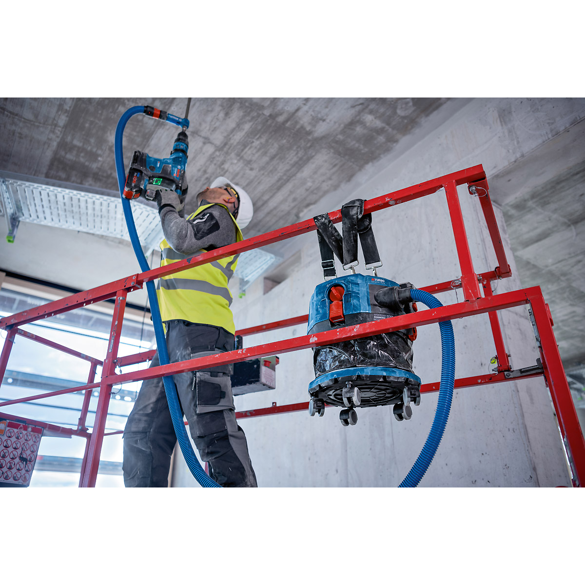 Bosch Akku-Staubsauger GAS 18V-12 MC