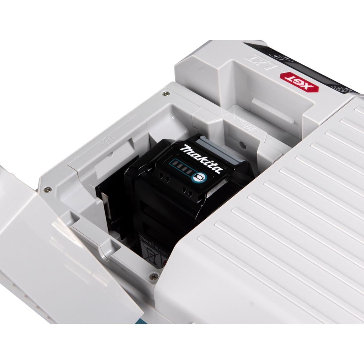 Makita Akku-Kompressor-Kühl- und Wärmebox LXT 18V - XGT 40V max. 7 Liter (ohne Akku, ohne Ladegerät) CW003GZ01