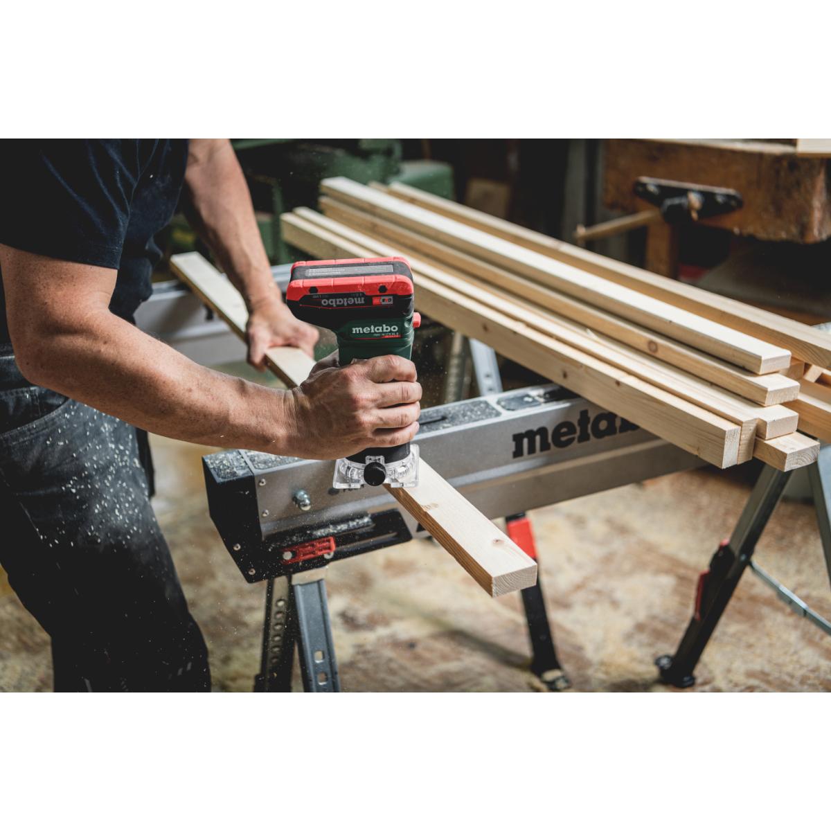 Metabo Akku-Kantenfräse FMV 18 LTX BL 8 - Spannzange 1/4 Zoll, metaBOX 145 L