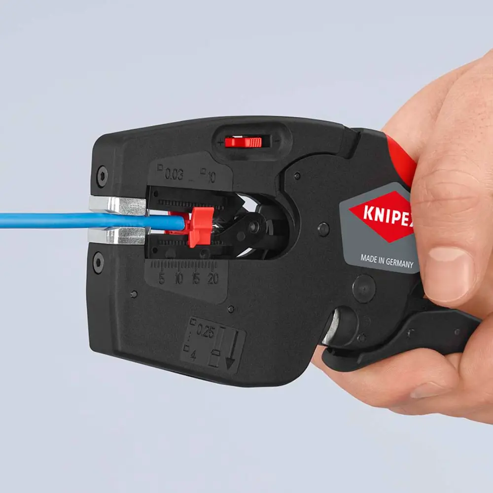 KNIPEX NexStrip Elektriker-Multiwerkzeug mit rutschhemmenden Kunststoff-Hüllen 190 mm
