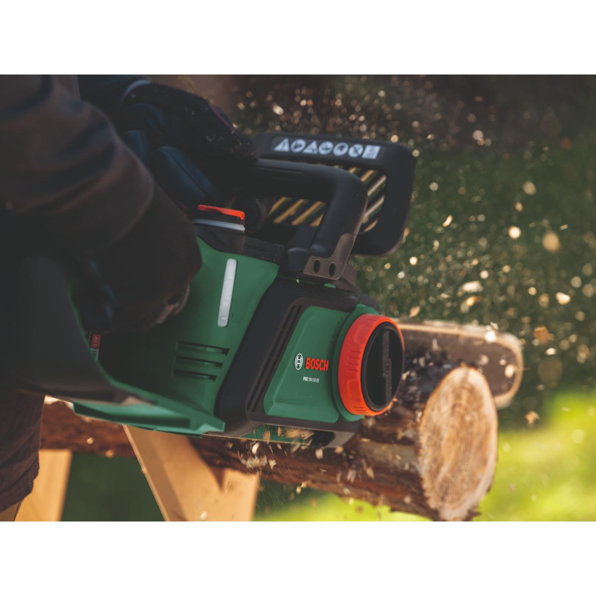 Bosch Akku-Kettensäge PKE18V-30-28