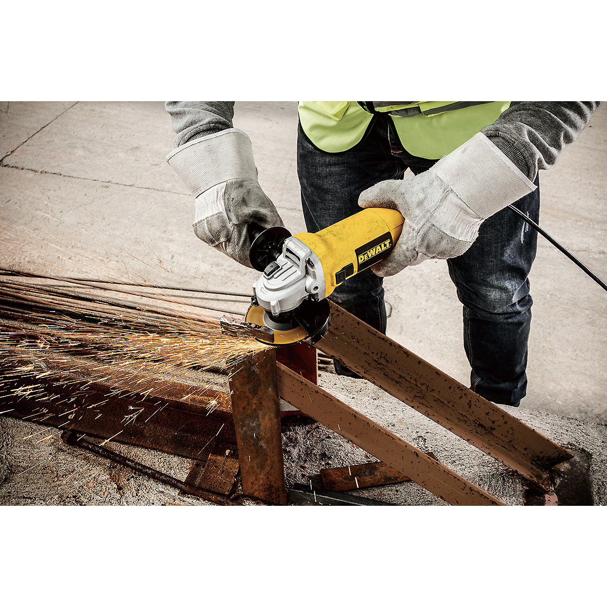 DEWALT Winkelschleifer ø 125mm 950 Watt