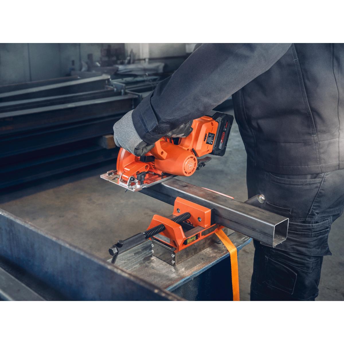 Fein Kompakte Akku-Handkreissäge für Metall F-IRON Cut 57 AS Set 2 x 8 Ah