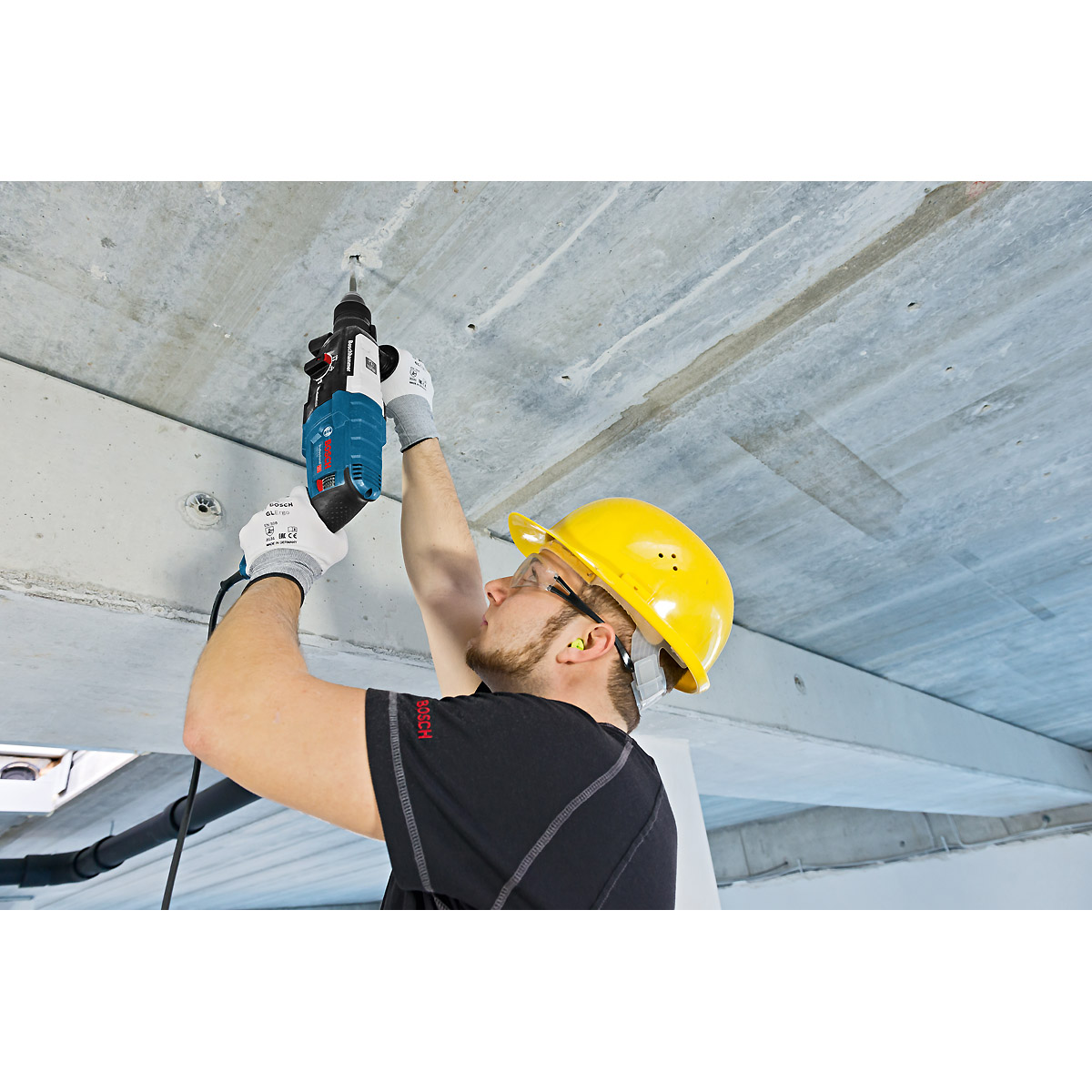 Bosch Bohrhammer mit SDS plus GBH 2-28, L-BOXX