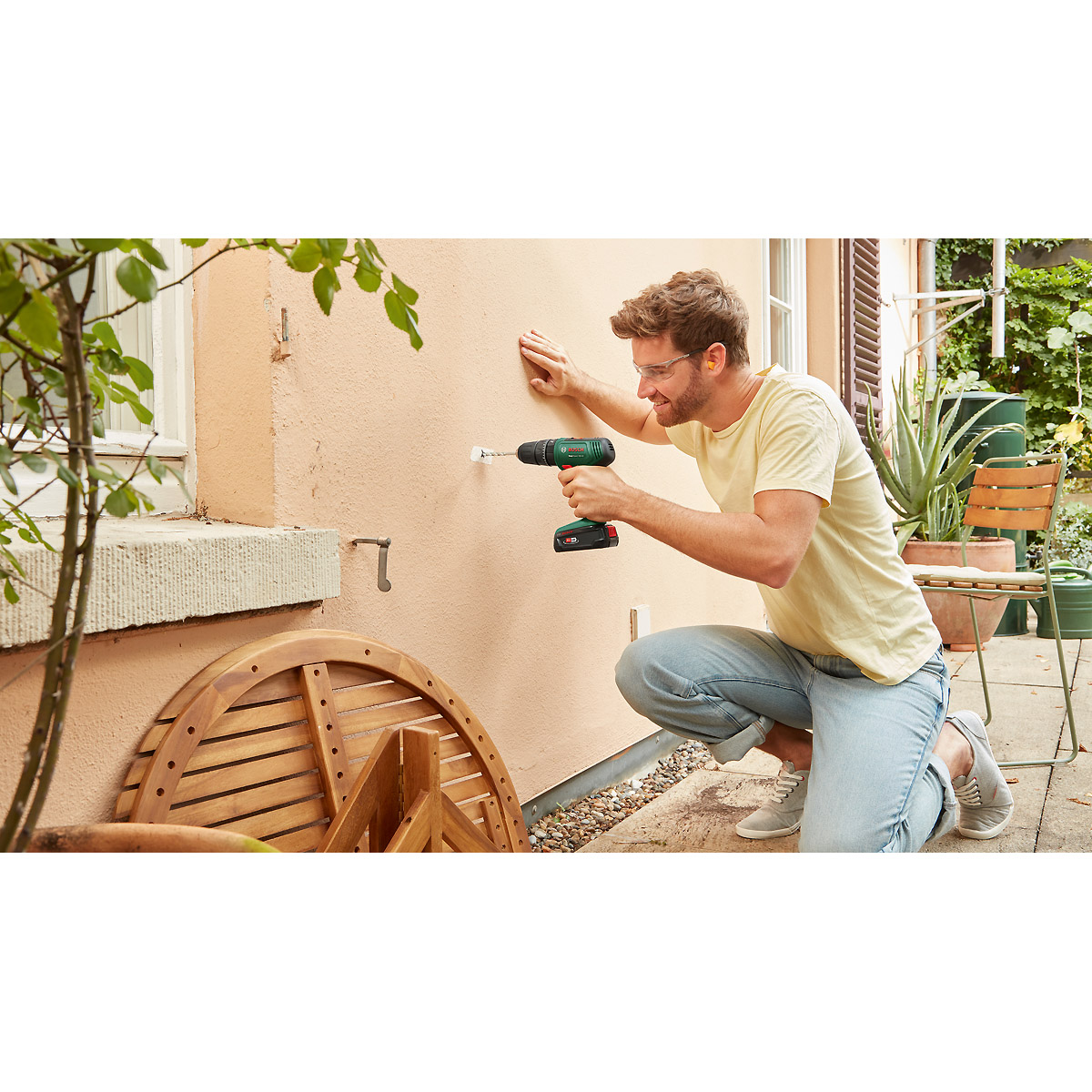 Bosch Akku-Schlagbohrmaschine EasyImpact 18V-40, 1 x Akku PBA 18V 2.0Ah, Tragekoffer