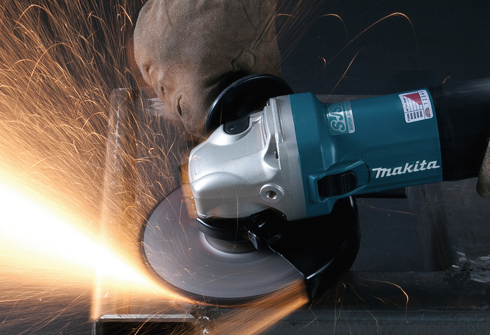 Makita Winkelschleifer  - GA6040CF01