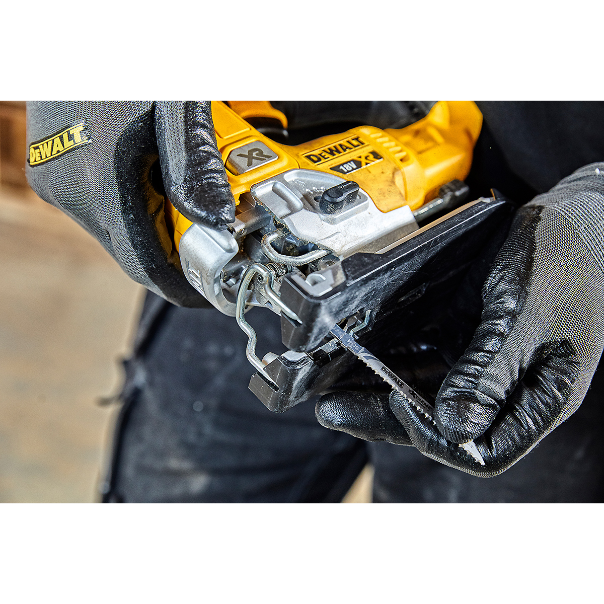 DEWALT Akku-Pendelhub-Stichsäge 18V Basisversion