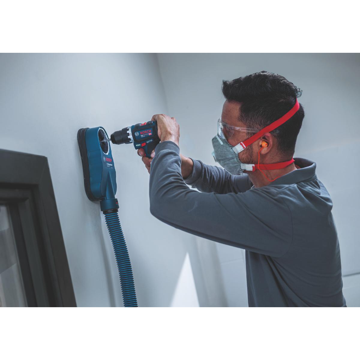 Bosch Akku-Schlagbohrschrauber GSB12V-32, 2x Akku GBA 12V 2.0Ah in L-BOXX