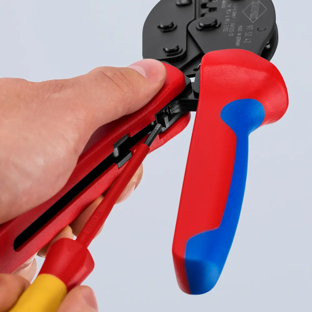 KNIPEX PreciForce Crimpzange für MC4-/MC4 EVO 2-Steckverbinder brüniert 220 mm
