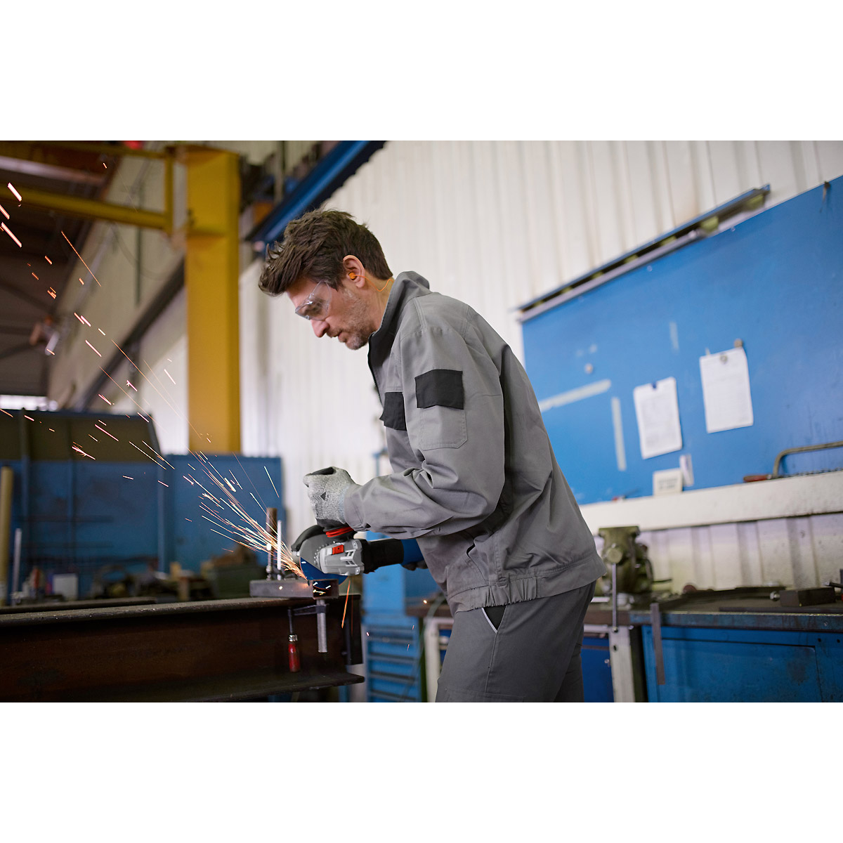 Bosch Winkelschleifer GWS 17-125 SB