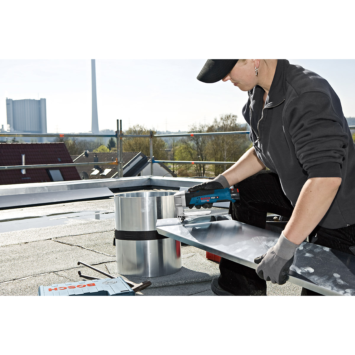 Bosch Akku-Blechschere GSC 12V-13, Solo Version, L-BOXX
