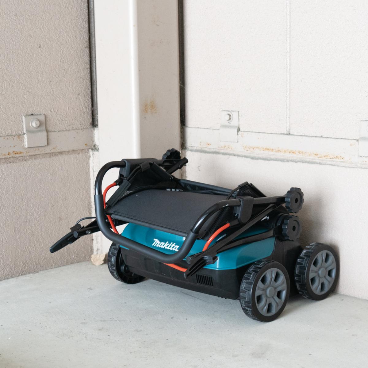 Makita Akku-Vertikutierer 18V, 32 cm, 30 l
