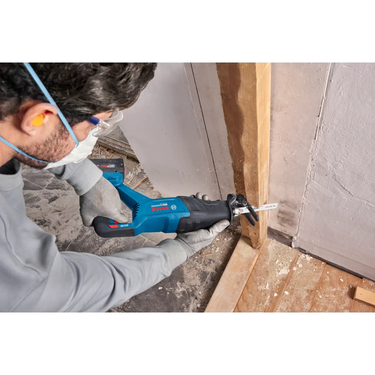 Bosch Akku-Säbelsäge GSA18V-280 in L-BOXX