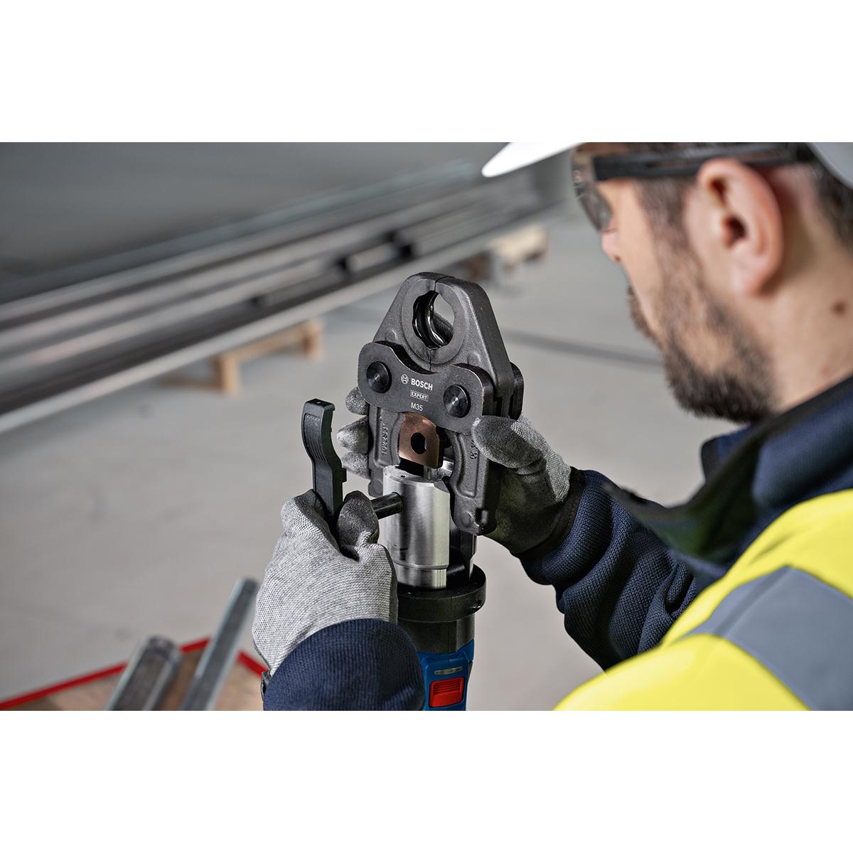 Bosch Akku-Presswerkzeug GPT 18V-32, 1 x XL-BOXX, Kit SV