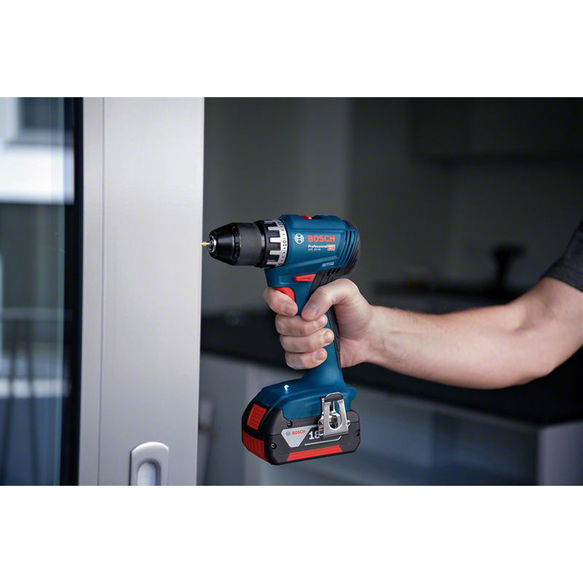 Bosch Akku-Bohrschrauber GSR 18V-45 mit L-BOXX