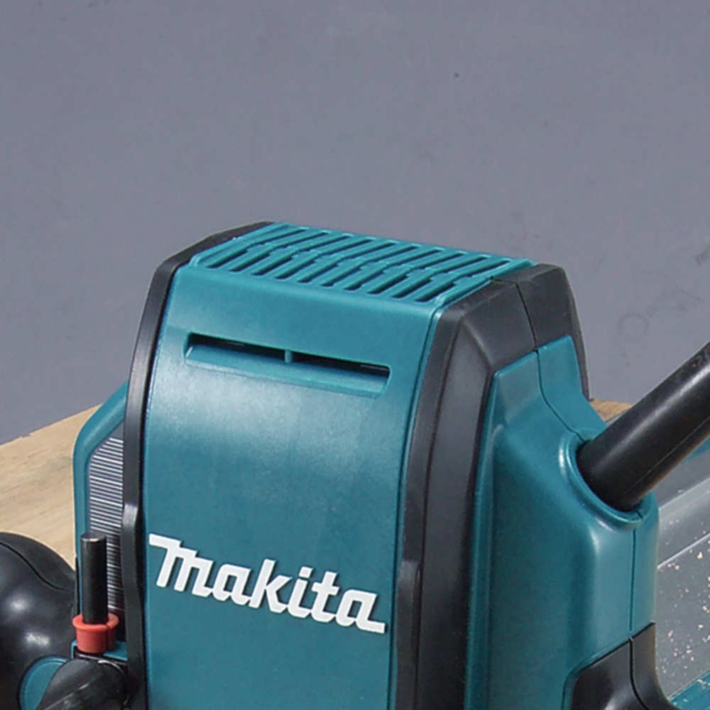 Makita Oberfräse  - RP0900J