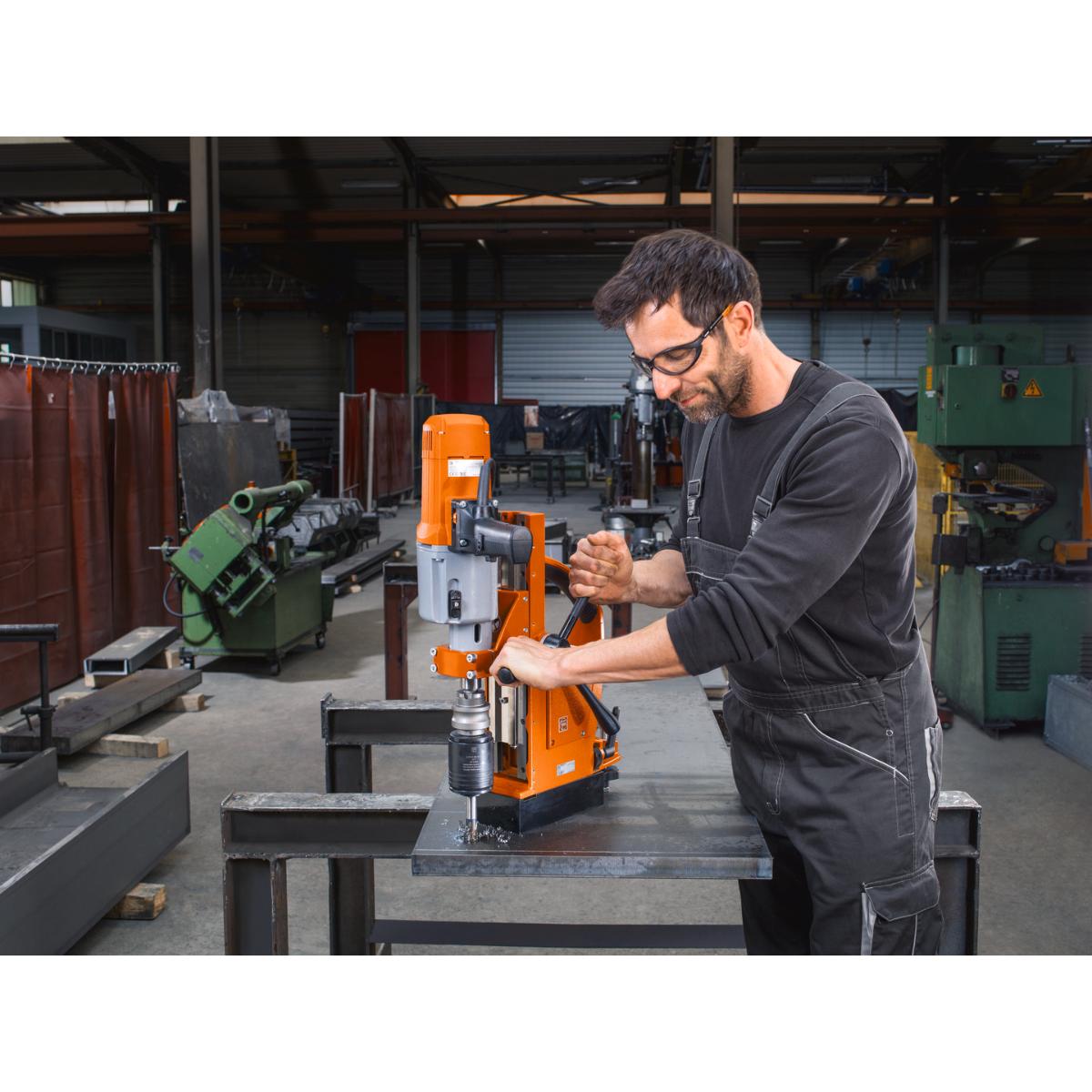 Fein Viergang-Bohrmaschine bis 32 mm BOZ 32-4 M