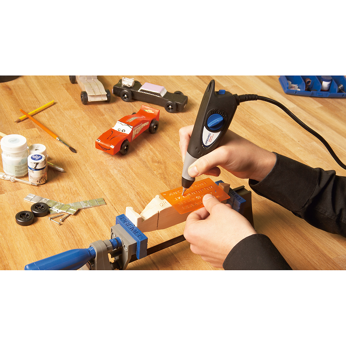 DREMEL Gravierer 290-1 Kompaktwerkzeug mit 1 Zubehör, 1 Schablone