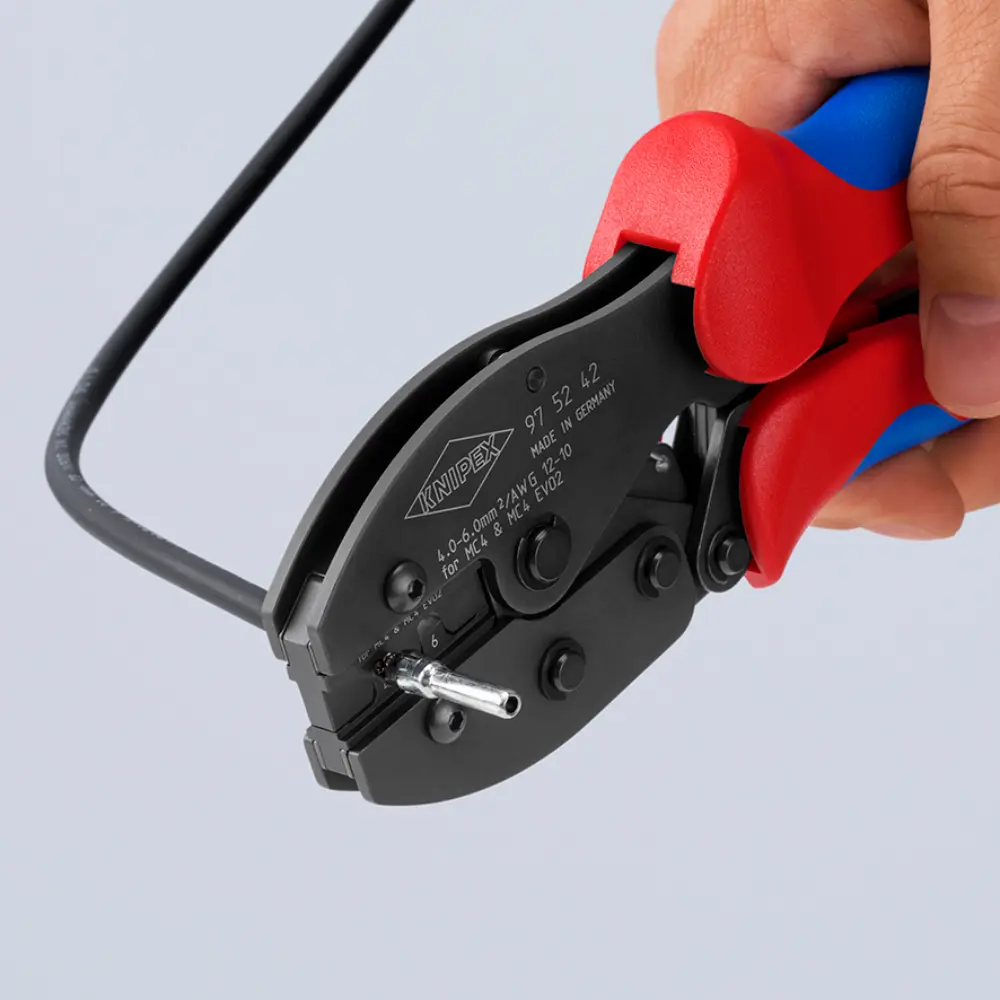 KNIPEX PreciForce Crimpzange für MC4-/MC4 EVO 2-Steckverbinder brüniert 220 mm