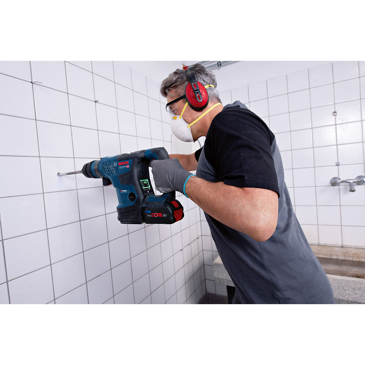 Bosch Akku-Bohrhammer BITURBO mit SDS plus GBH 18V-34 CF mit 2x Akku ProCORE18V