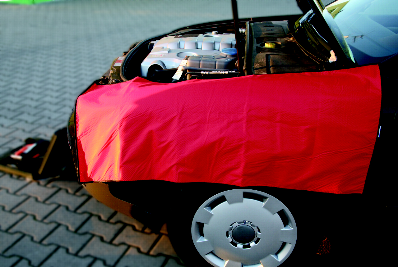 KS Tools Fahrzeugschoner mit Antirutschmatte