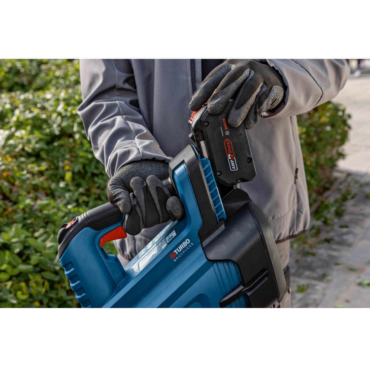 Bosch Laubbläser GBL 18V-750 Professional