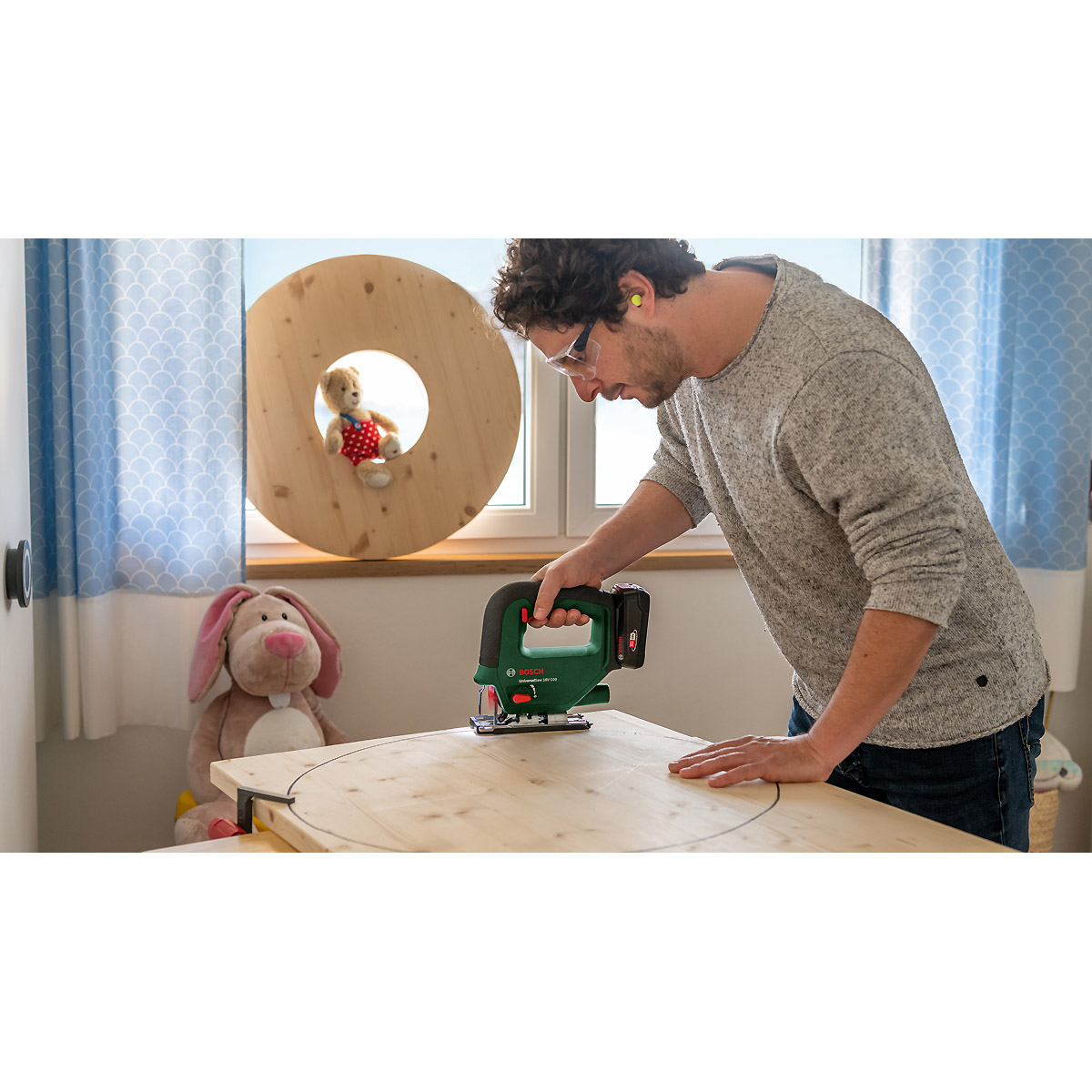Bosch Akku-Stichsäge UniversalSaw 18V-100
