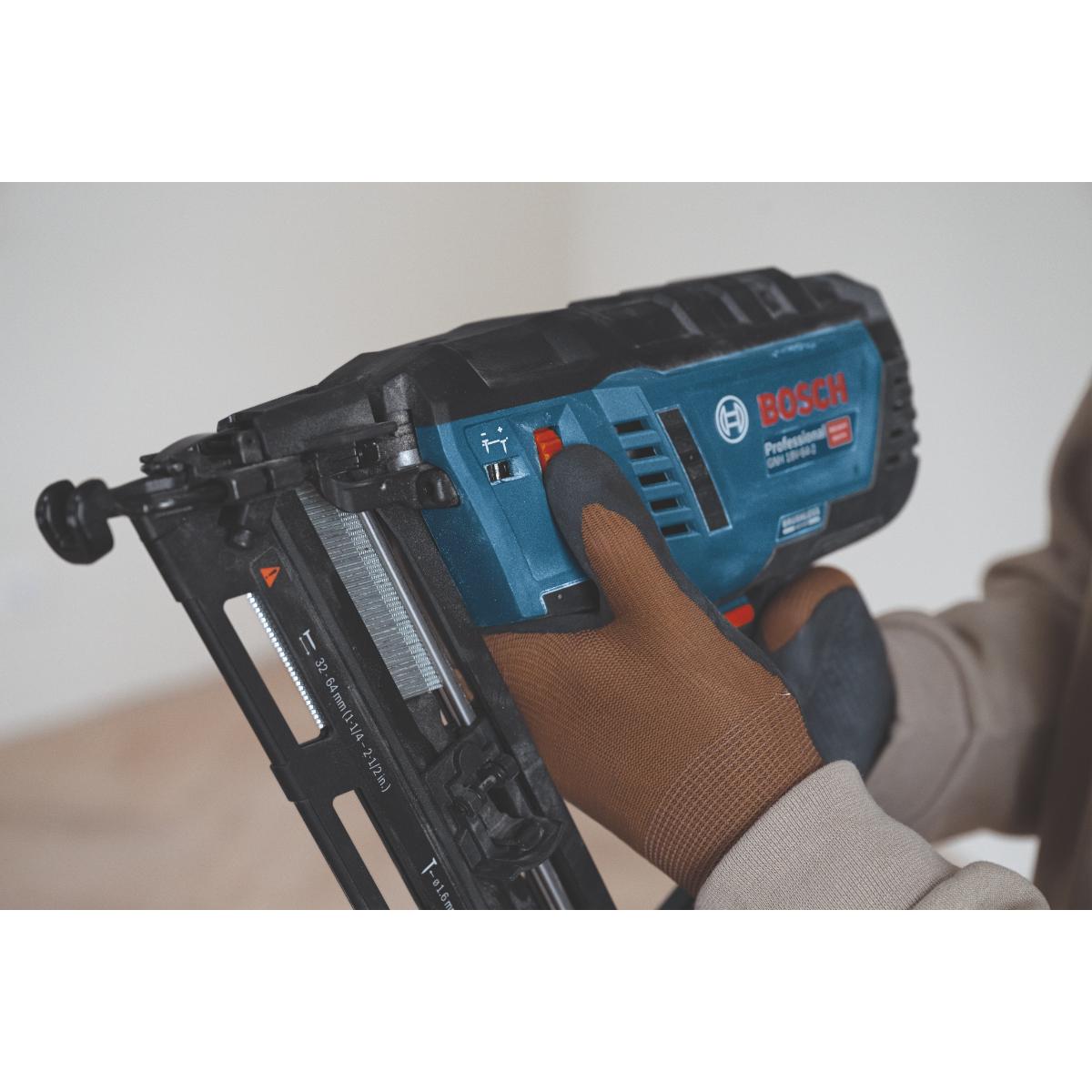 Bosch Akku-Holznagler GNH 18V-64-2 solo
