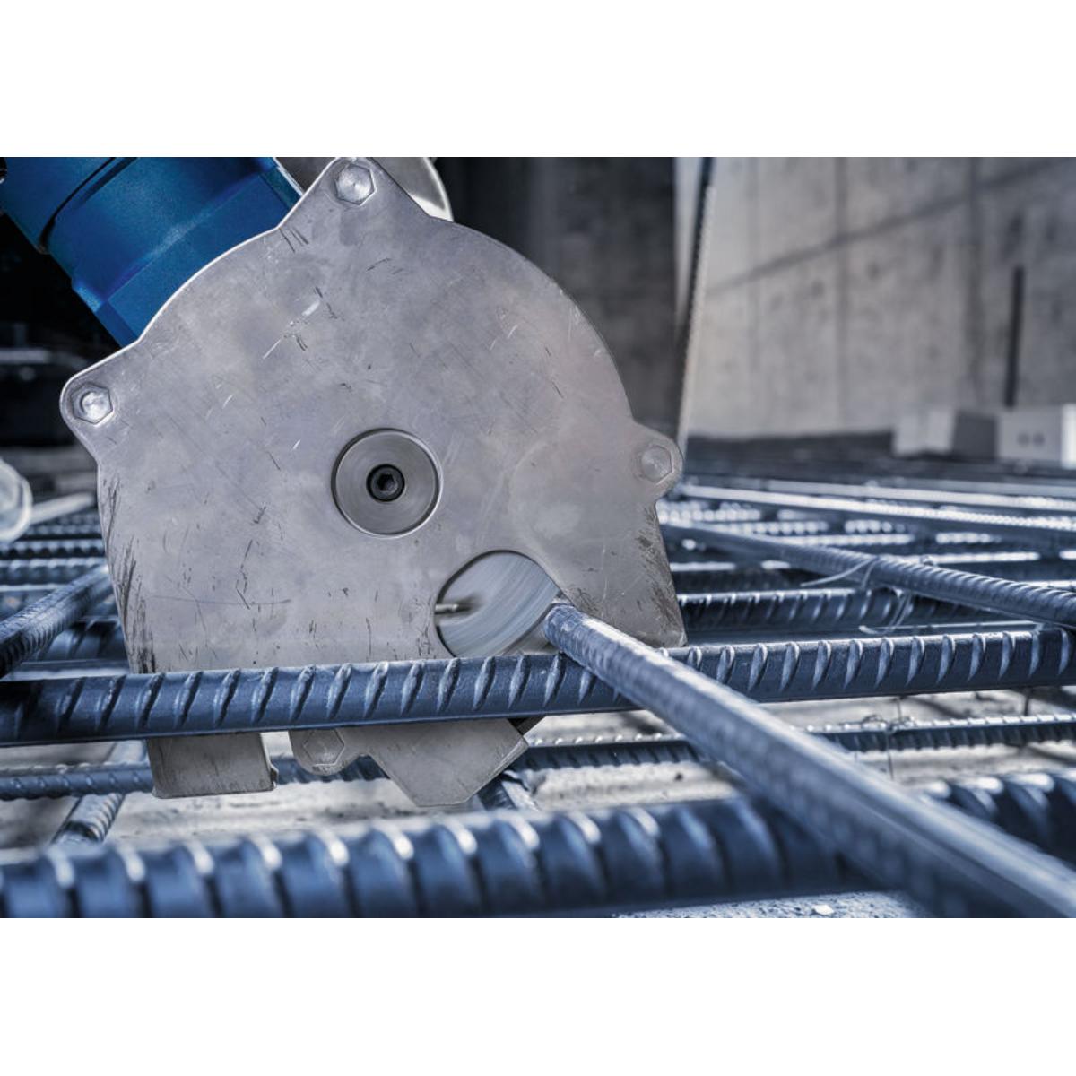 Bosch PRO Steel Akku-Bewehrungsstahlschneider, 136 x 1,6/1,1 x 20. Für Armierungsschneider