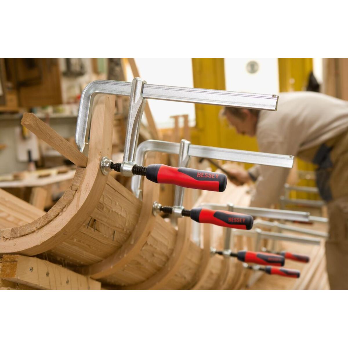 Bessey Original Ganzstahl-Schraubzwinge GZ mit 2-Komponenten-Kunststoffgriff