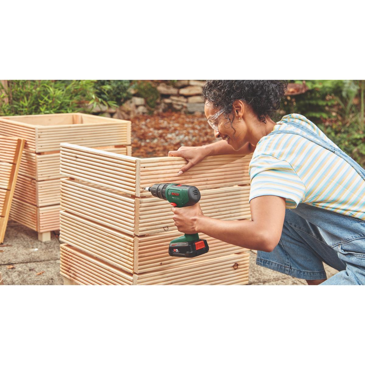Bosch Akku-Bohrschrauber EasyImpact 18V-40, 1 x Akku PBA 18V 1.5Ah + SystemBox