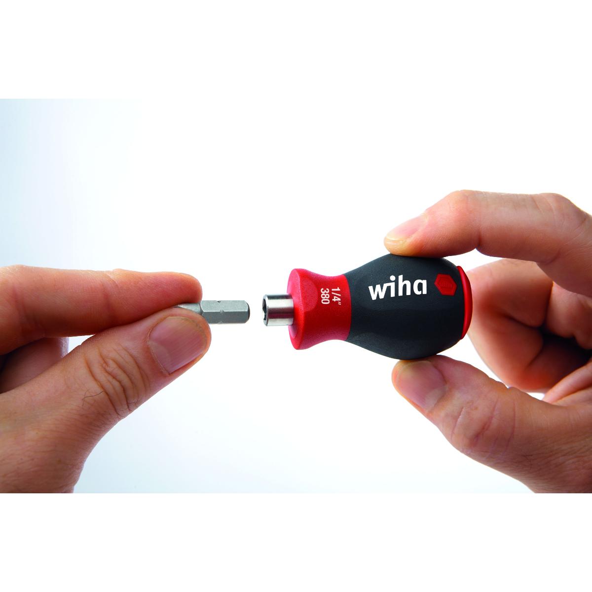 Wiha Schraubendreher mit Bit Magazin magnetisch Pozidriv, Phillips mit 6 Bits, Stubby, 1/4 zoll in SB-Kartonverpackung