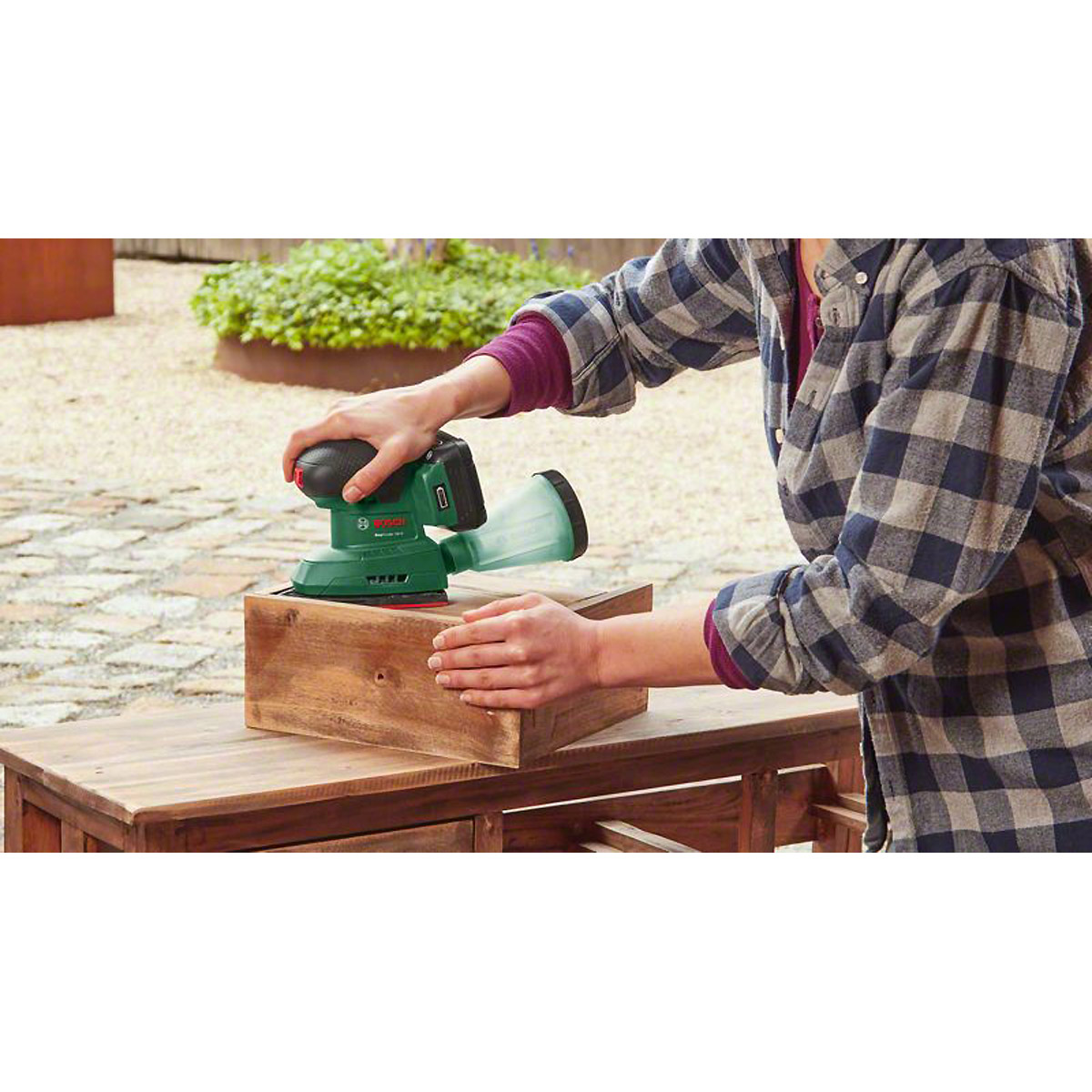 Bosch Akku-Multischleifer EasySander 18V-8