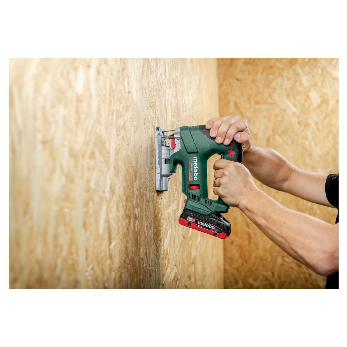 Metabo Akku-Stichsäge STAB 18 LTX 150 BL metaBOX 145 L
