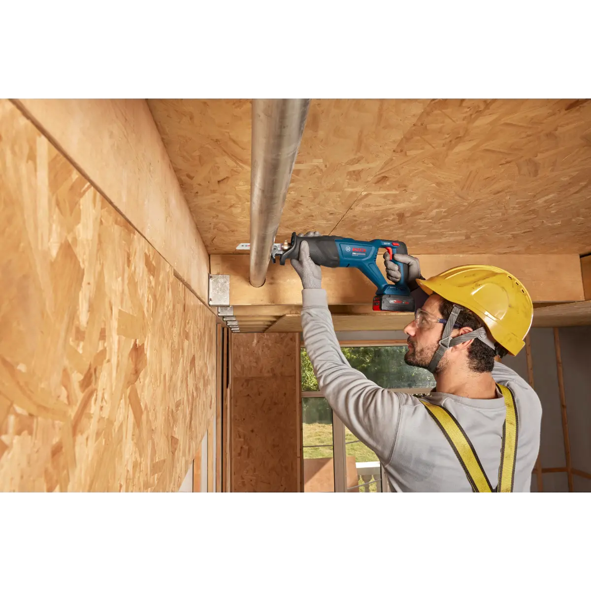 Bosch Akku-Säbelsäge GSA18V-280 in L-BOXX
