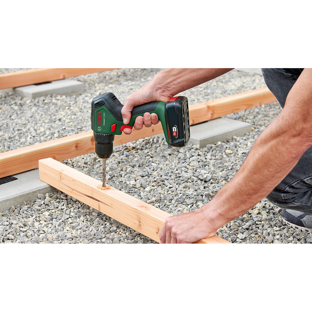 Bosch UniversalDrill 18V-60 (Baretool)