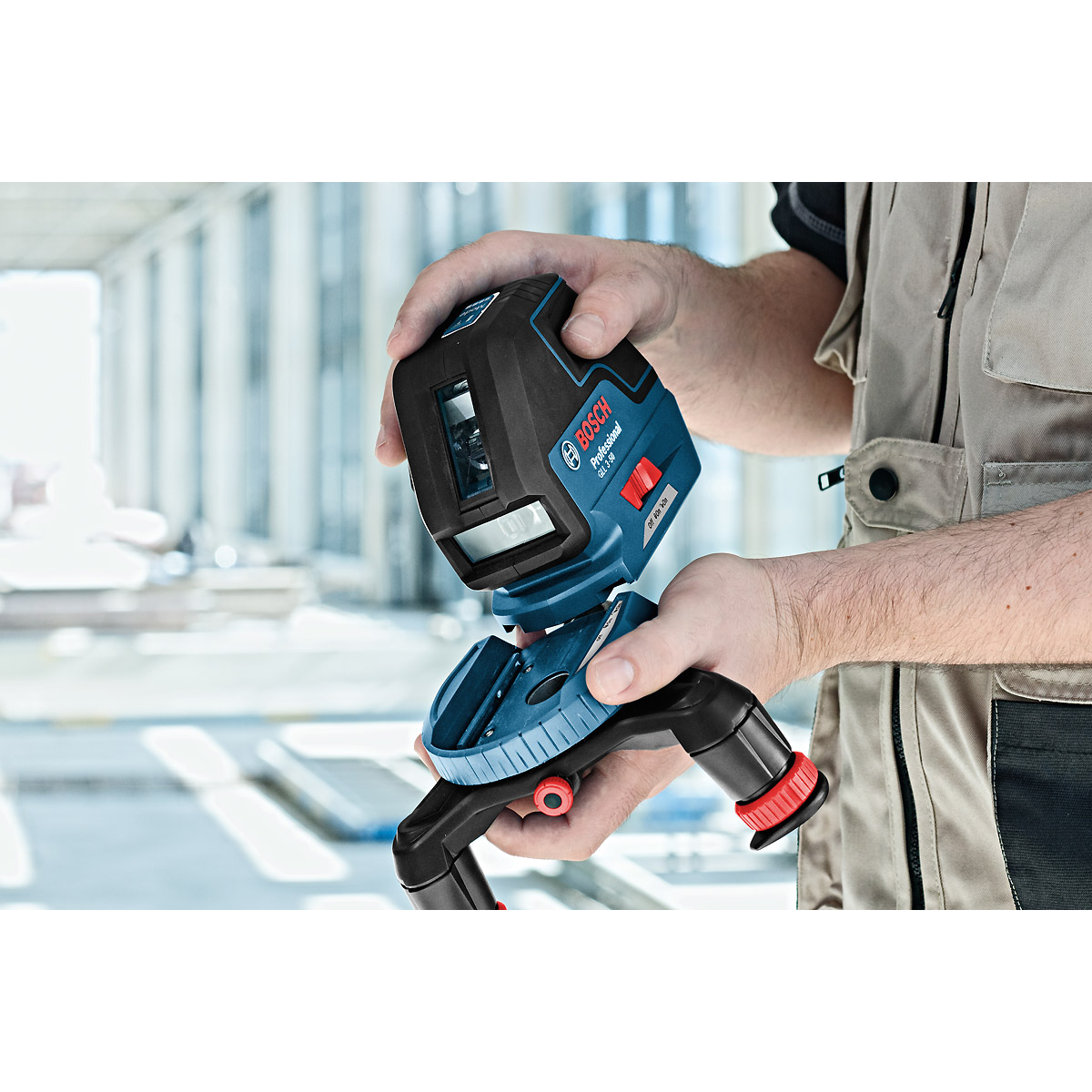 Bosch Linienlaser GLL 3-50, mit Universalhalterung BM 1, L-BOXX