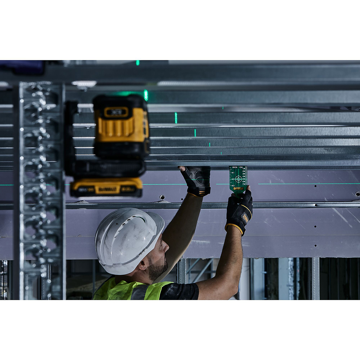 DEWALT Akku-Kreuzlinienlaser Compact 18V grün Basisversion