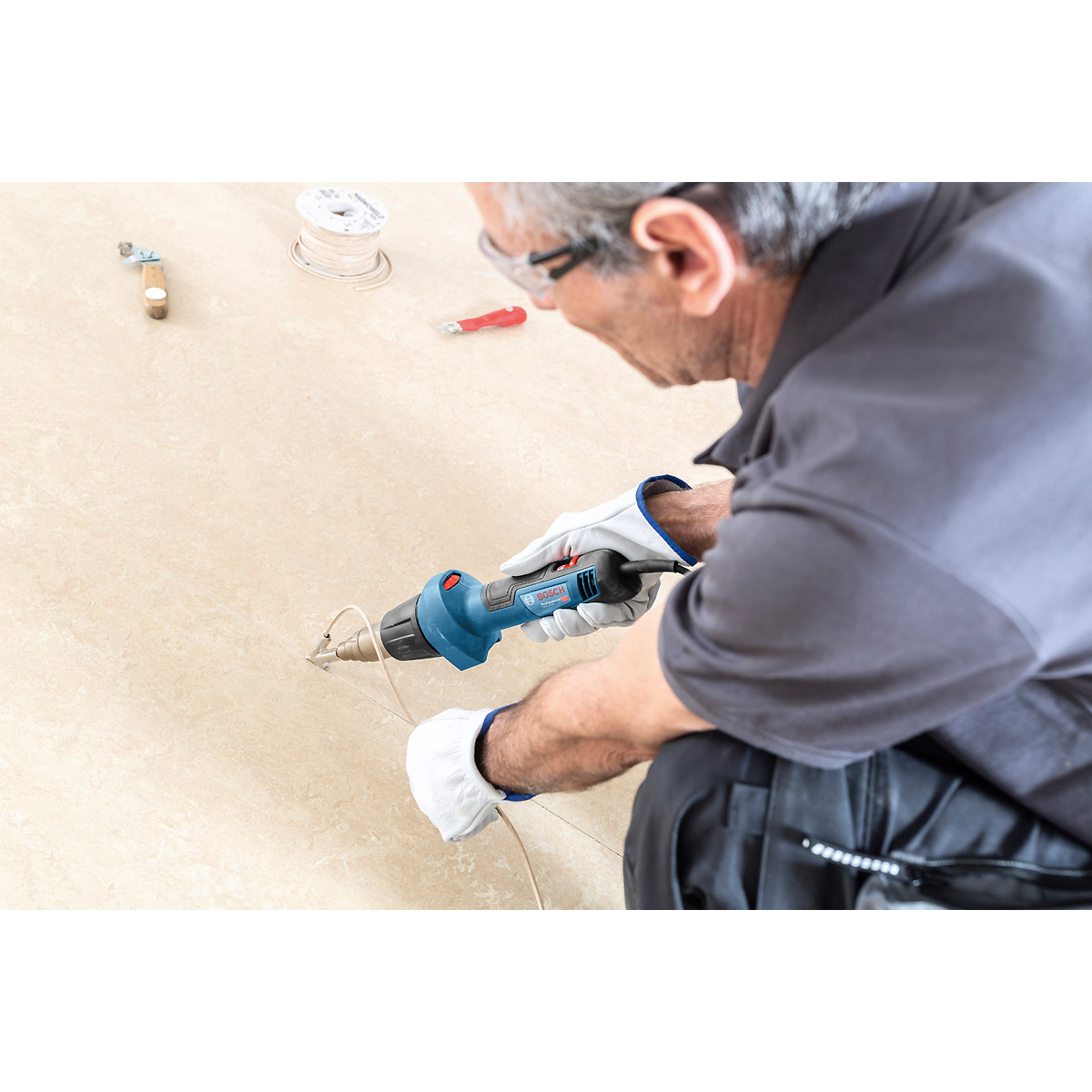 Bosch Heißluftgebläse GHG 20-60