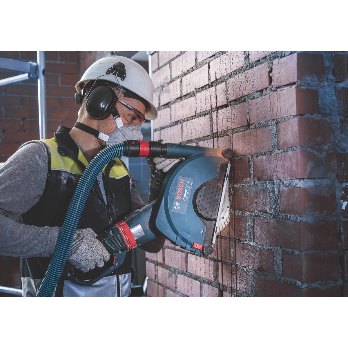Bosch EXPERT MultiMaterial X-LOCK Diamanttrennscheiben, 22,23 x 2,4 x 12 mm