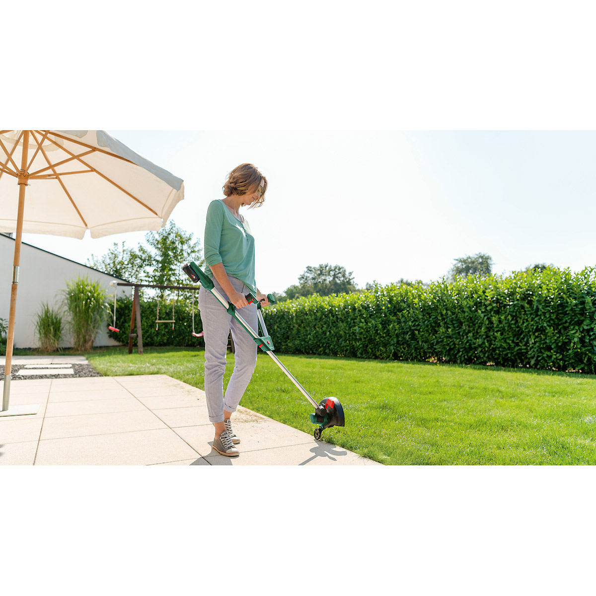 Bosch Akku-Rasentrimmer UniversalGrassCut 18V-26