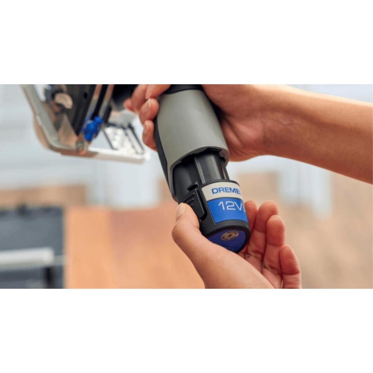 DREMEL® Blueprint Mobile Sägestation Akku-Kreissäge + Sägetischkoffer