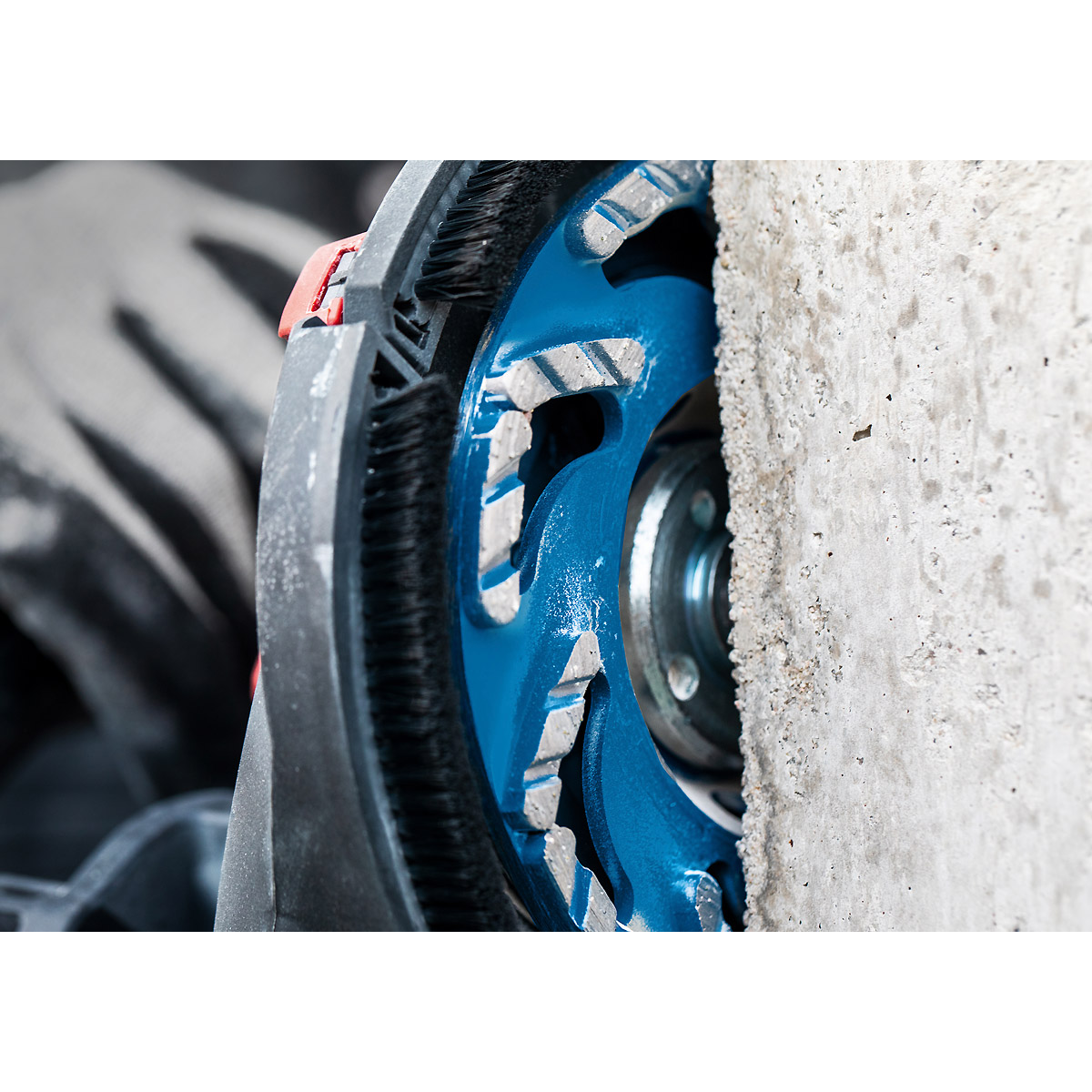 Bosch EXPERT Concrete Diamanttopfscheibe, für Betonschleifer und Winkelschleifer, Durchmesser (mm):1