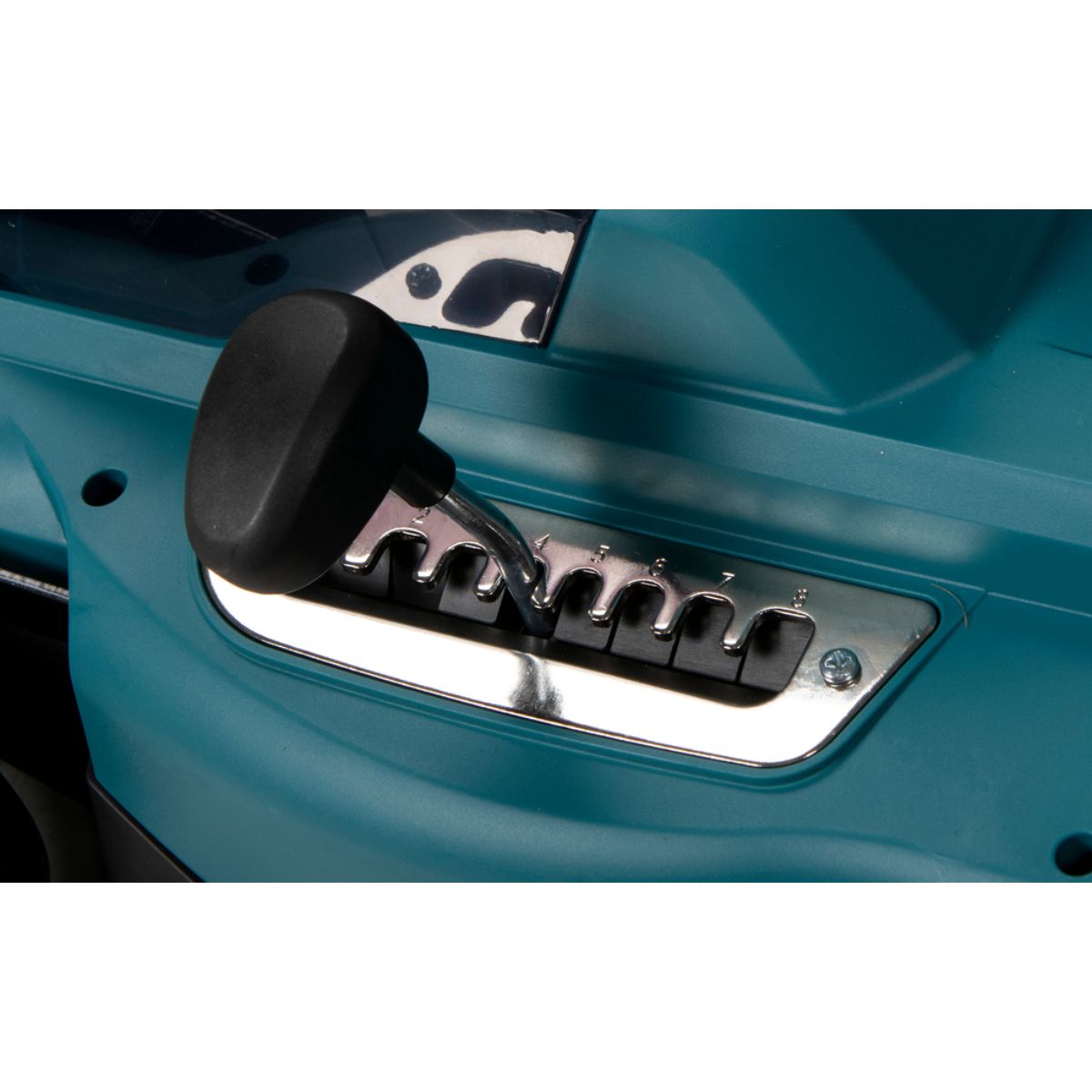 Makita Akku-Rasenmäher 18V / 4,0 Ah, 1 Akku + Ladegerät DLM330RM