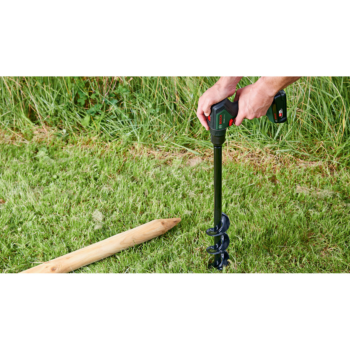 Bosch UniversalDrill 18V-60 (Baretool)