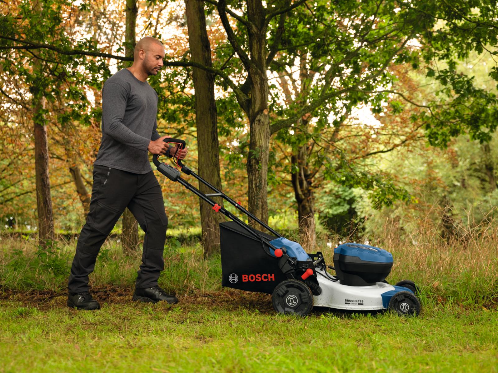 Bosch Akku-Rasenmäher GRA18V2-46SP