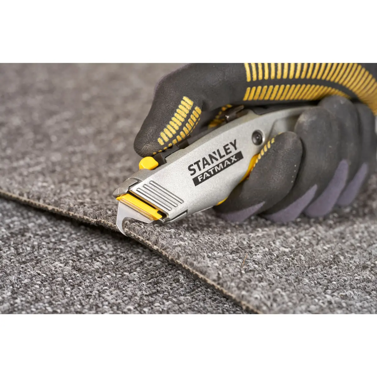 STANLEY FATMAX PRO Universalmesser 2-in-1 mit einziehbarer Klinge